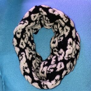 ANN TAYLOR snood infinity scarf knit cozy soft neck warmer leopard print size OS